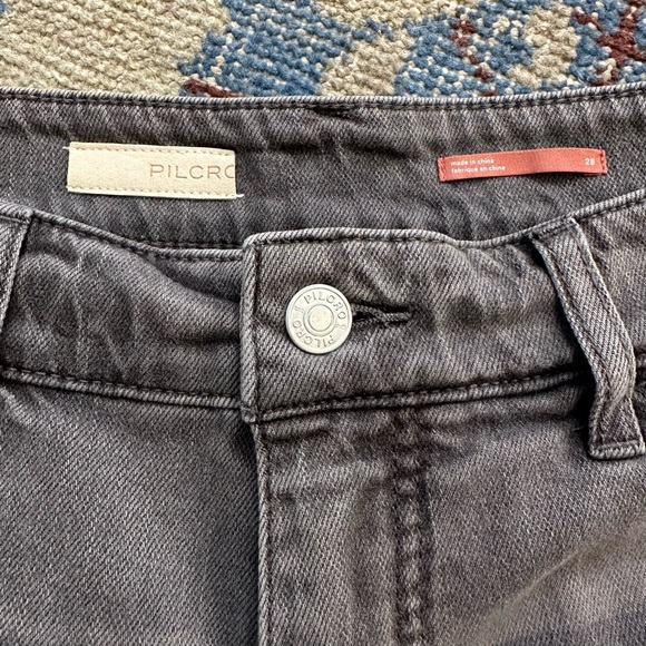 Anthropologie Pilcro The Borrowed Boyfriend Jeans in Grey 28 - Picture 6 of 7